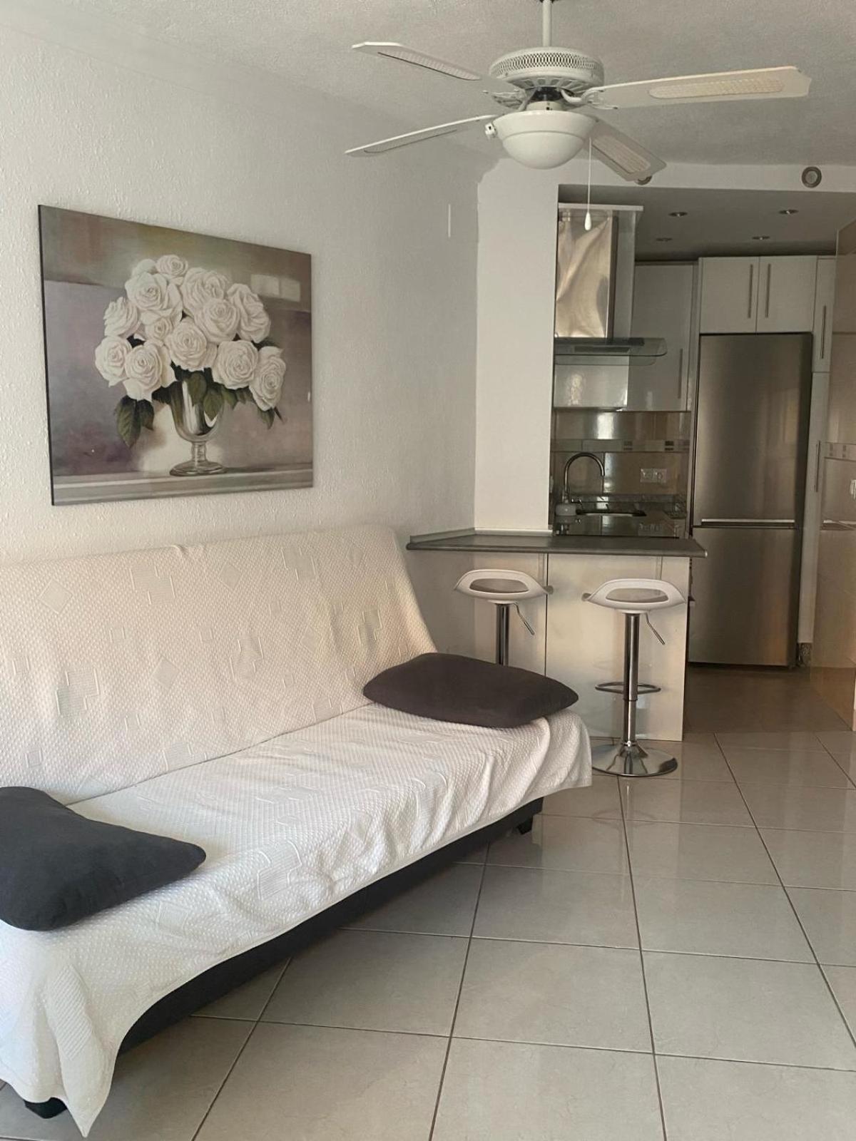 Apartamento Luminoso, acogedor y a 3 minutos de la playa Torrox Exterior foto